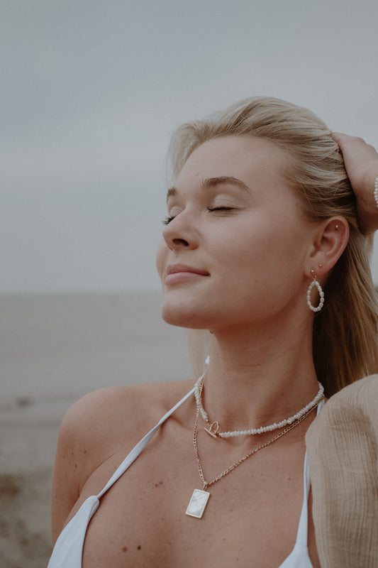 Rectangle Pearly Necklace